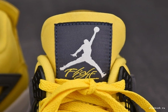 4 CT8527-700 Jordan Lightning (2021) CT8527-700 Air Retro 0830